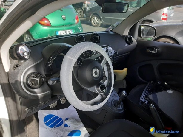 smart-fortwo-coupe-09t-90-passion-ref-329052-big-4