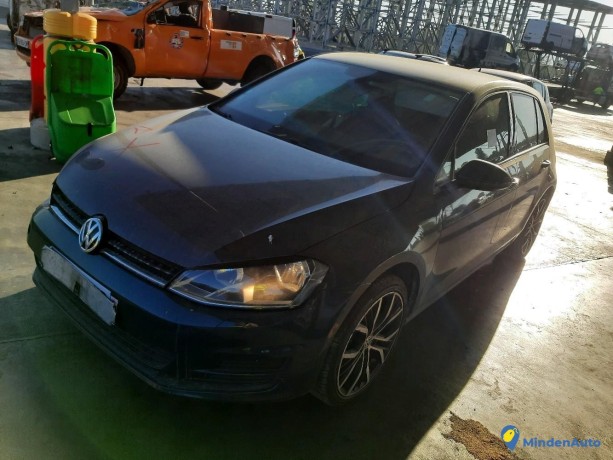 volkswagen-golf-vii-14-tsi-125-ref-328139-big-0