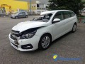 peugeot-308-break-15-hdi-102-small-0