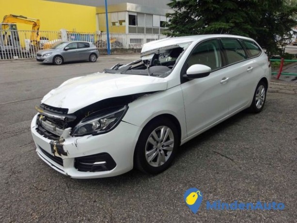 peugeot-308-break-15-hdi-102-big-0