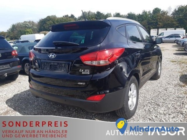 hyundai-ix35-20-crdi-style-awd-smart-key-shz-gra-lm-kli-100-kw-136-ps-big-3