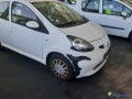 toyota-aygo-10-vvt-i-70-ref-329404-small-3