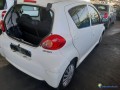 toyota-aygo-10-vvt-i-70-ref-329404-small-1