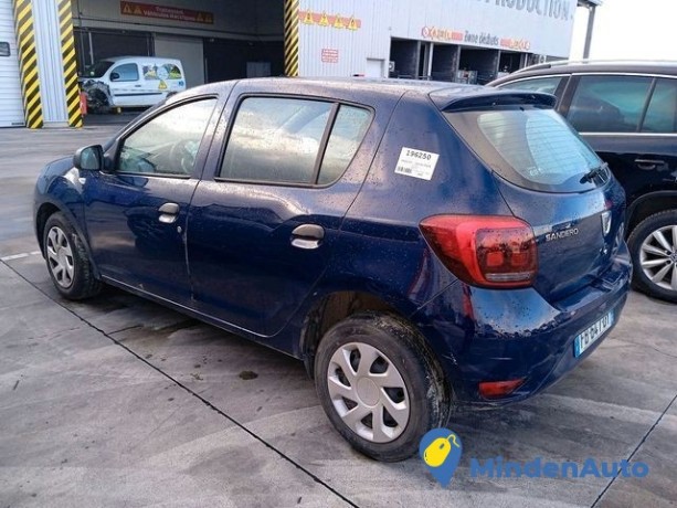 dacia-sandero-ii-essential-big-2