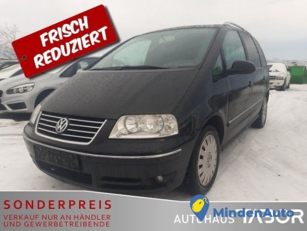 volkswagen-sharan-19-tdi-special-klima-shz-pdc-ahk-110-kw-150-ps-big-0