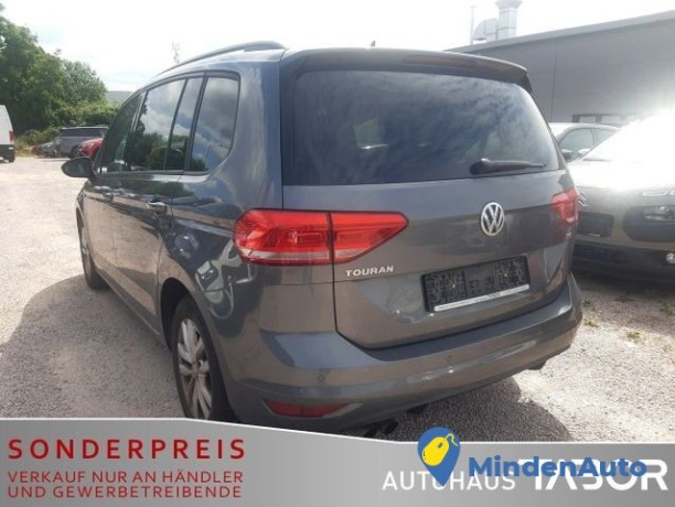 volkswagen-touran-14-tsi-comfortline-7s-navi-climatr-shz-110-kw-150-ch-big-1