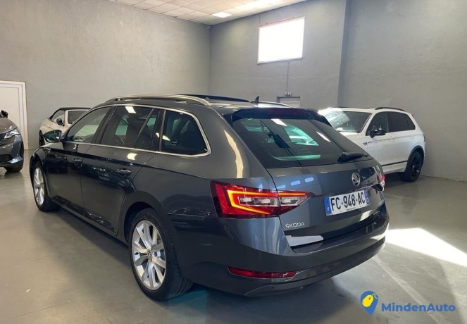 skoda-superb-combi-20tdi-150cv-style-t-2o19-big-3