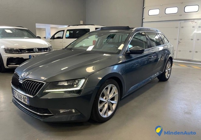 skoda-superb-combi-20tdi-150cv-style-t-2o19-big-0