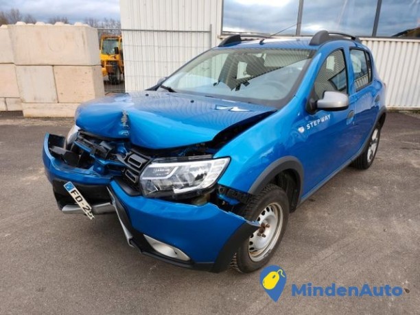 dacia-sandero-ii-stepway-big-0