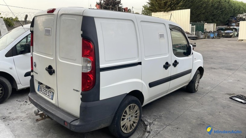 fiat-doblo-1-phase-2-reference-du-vehicule-11898996-big-3