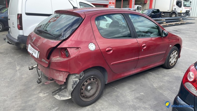 peugeot-206-phase-2-reference-du-vehicule-11916861-big-3