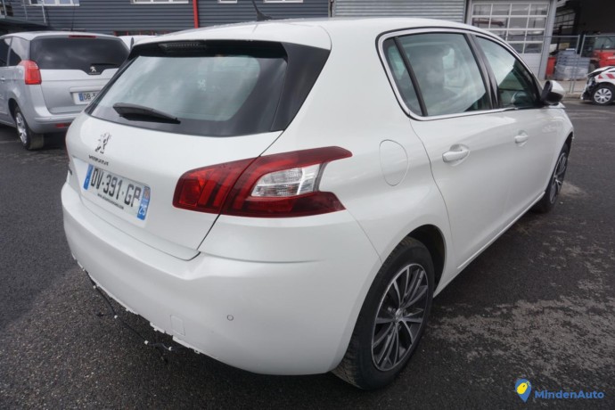 peugeot-308-2-12-puretech-12v-turbo-big-2