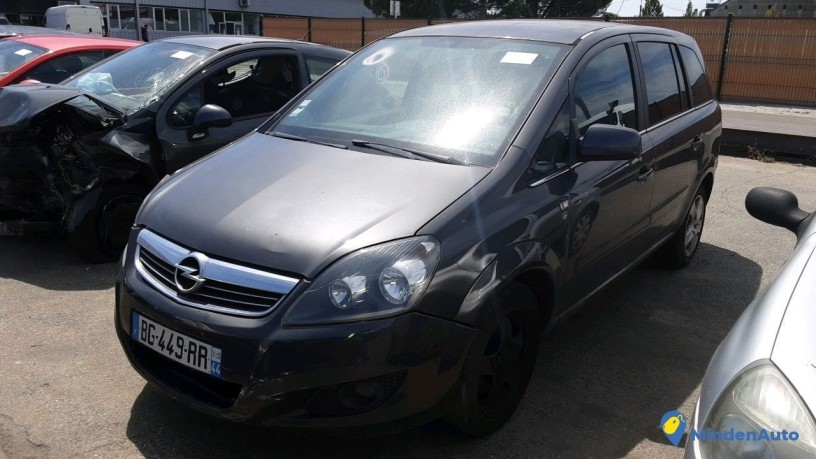 opel-zafira-bg-449-rr-big-0