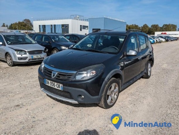 dacia-sandero-stepway-15-dci-90-big-0