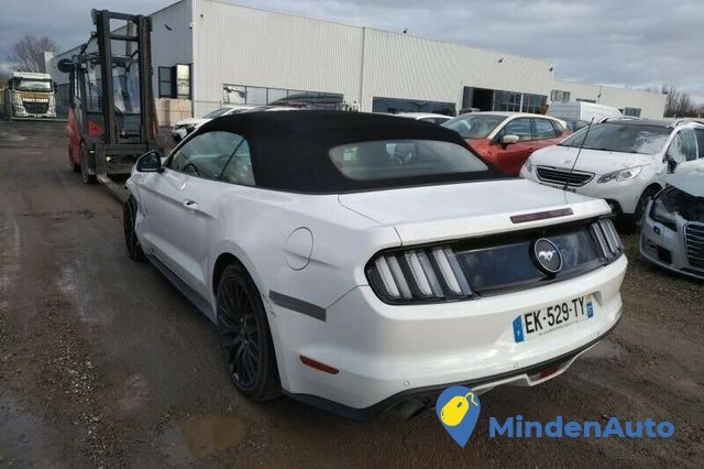 ford-mustang-vii-23l-317-cabriolet-big-0