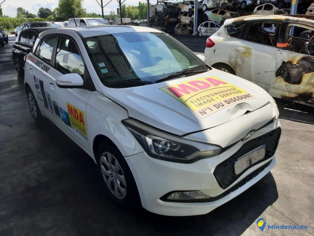 hyundai-i20-ii-11-crdi-75-ref-325499-big-2