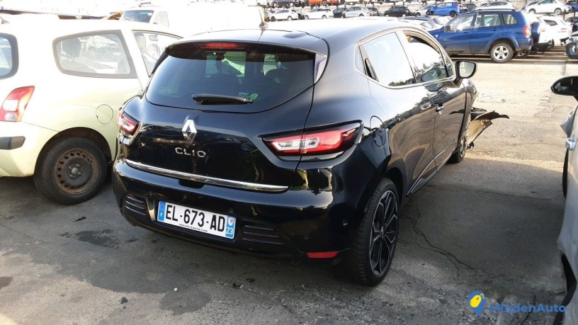 renault-clio-el-673-ad-big-1