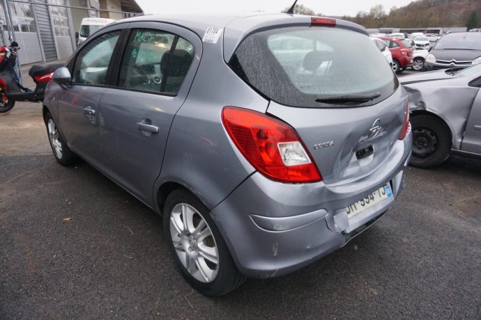 opel-corsa-d-big-17