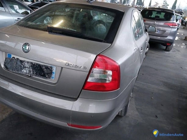 skoda-octavia-ii-16-tdi-105-ref-335778-big-1