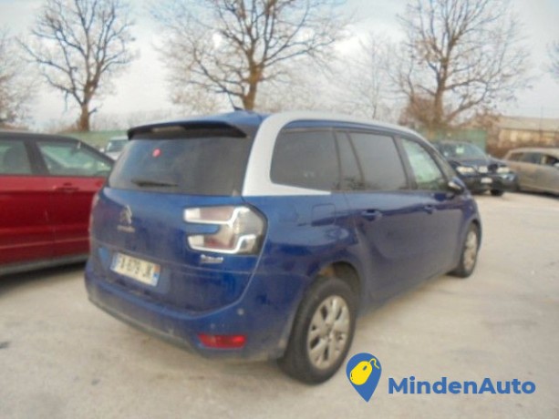 citroen-c4-picasso-16-bluehdi-120-fa679-big-0