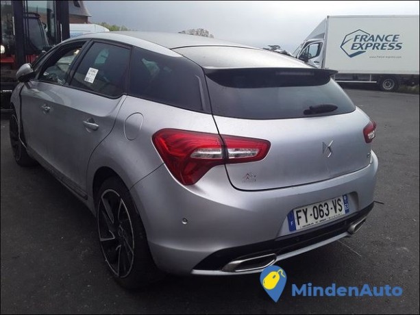 ds-automobiles-ds5-20-bhdi-big-0