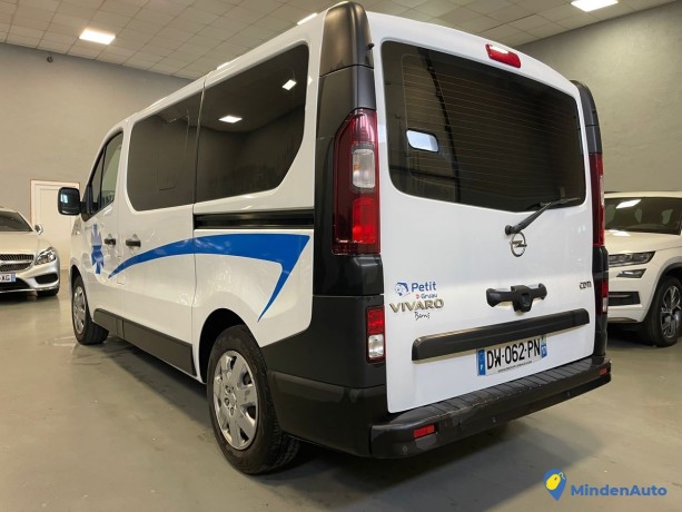 opel-vivaro-ambulance-16-cdti-115cv-petit-gruau-2o15-big-1