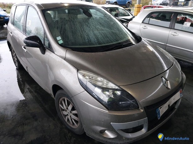 renault-scenic-iii-15-dci-110-edc-gazole-336408-big-2