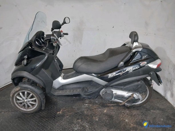 piaggio-mp3-40lt-essence-336986-big-0