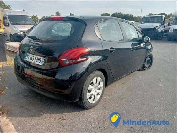 peugeot-208-jaime-moteur-12-ltr-50-kw-puretech-big-2