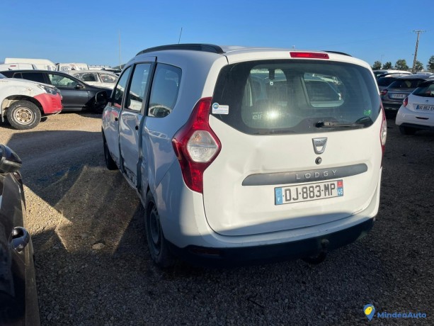 dacia-lodgy-15-dci-90-7-places-big-3