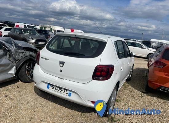 dacia-sandero-15-dci-95-big-1