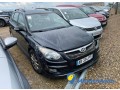 hyundai-i30-cw-16-crdi-115-small-0