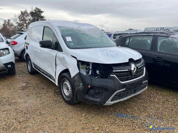 renault-kangoo-iii-15-dci-95-big-3