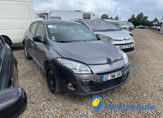 renault-megane-iii-15-dci-110-big-0