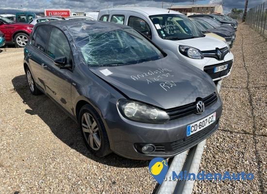 volkswagen-golf-vi-16-tdi-105-big-3