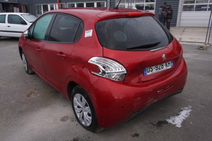 peugeot-208-1-big-10