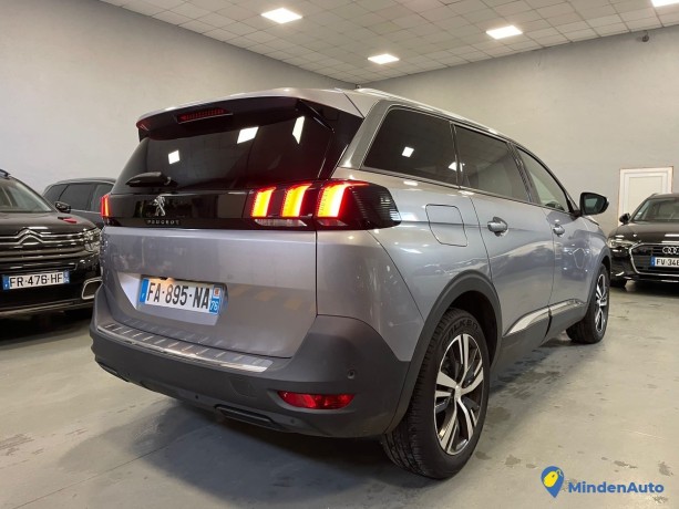 peugeot-5008-15bluehdi130cv-allure-businesi-ii-2o18-big-3