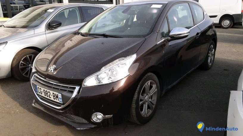 peugeot-208-cg-982-bm-big-0