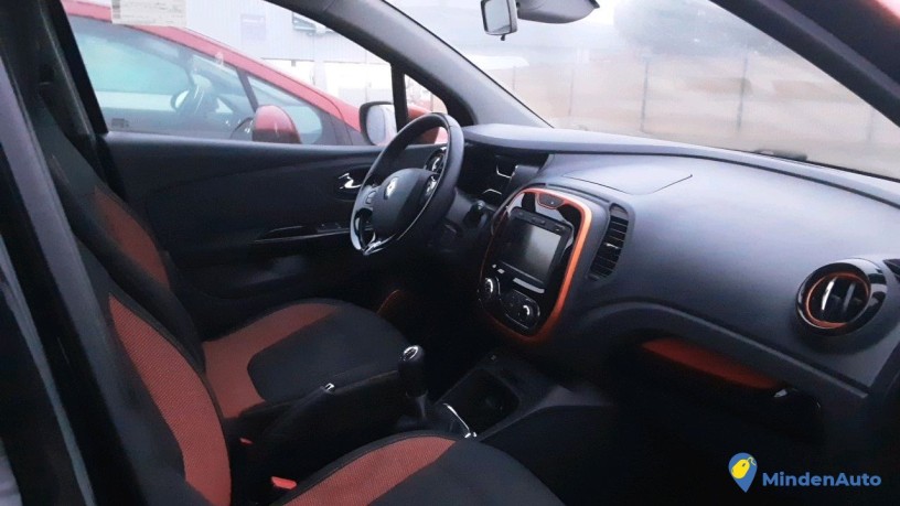 renault-captur-cx-611-ax-big-4