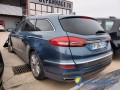 ford-mondeo-turnier-hybrid-vignale-small-2