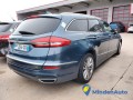 ford-mondeo-turnier-hybrid-vignale-small-3