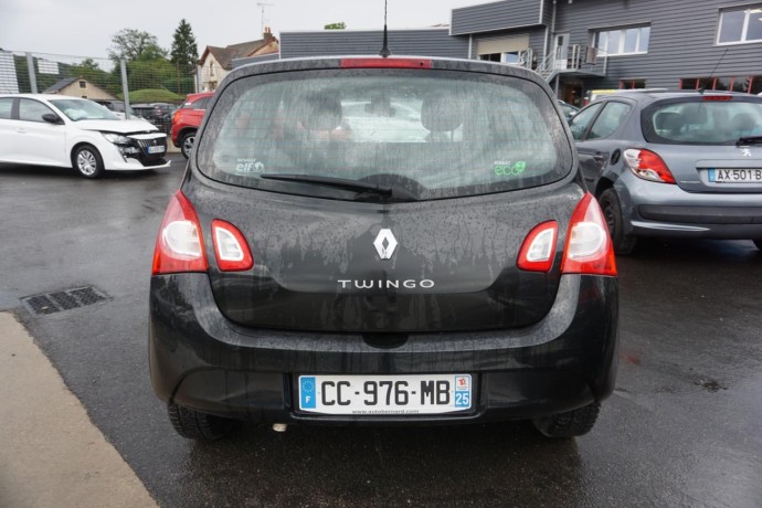 renault-twingo-2-big-12