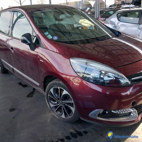 renault-megane-scenic-iii-12-tce-130-essence-big-2