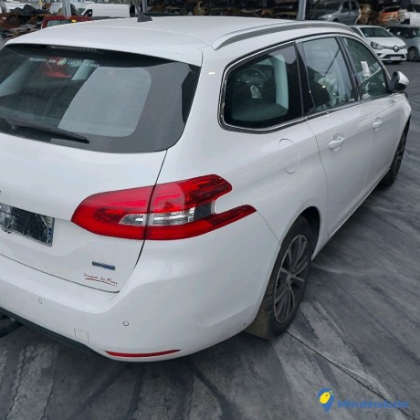 peugeot-308-ii-sw-16-bhdi-120-allure-gazole-big-1