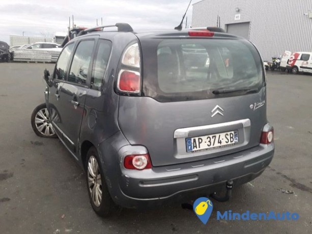 citroen-c3-picasso-phase-1-big-3