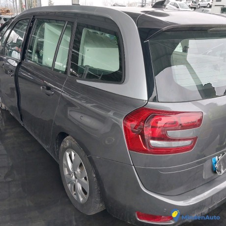 citroen-c4-ii-gd-picasso-12-puretech-essence-big-3