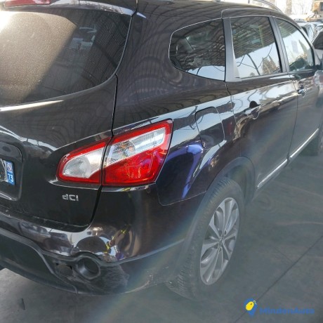 nissan-qashqai-2-15-dci-110-7pl-gazole-big-1