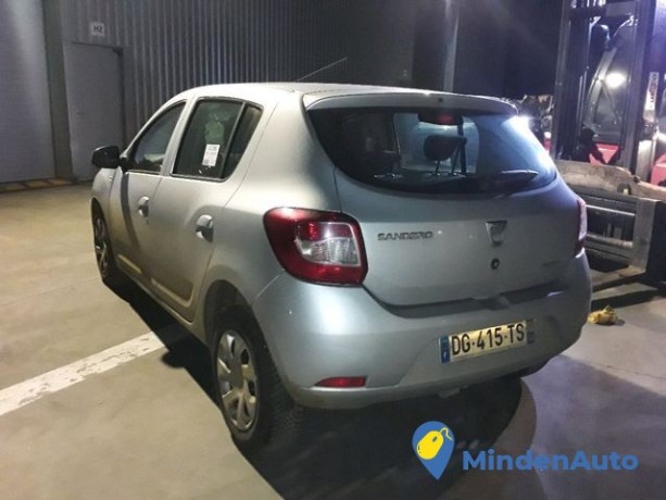 dacia-sandero-ii-phase-1-01-2013-10-2015-sandero-1-big-1