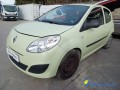 renault-twingo-2-phase-1-small-0