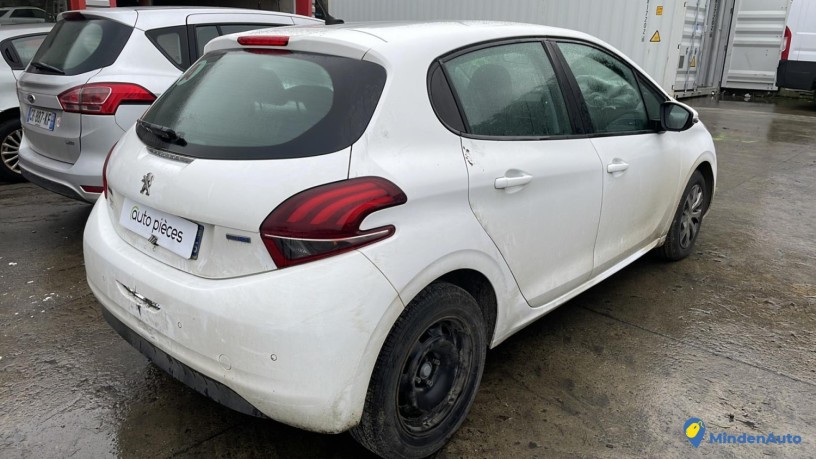 peugeot-208-1-phase-2-12381480-big-1